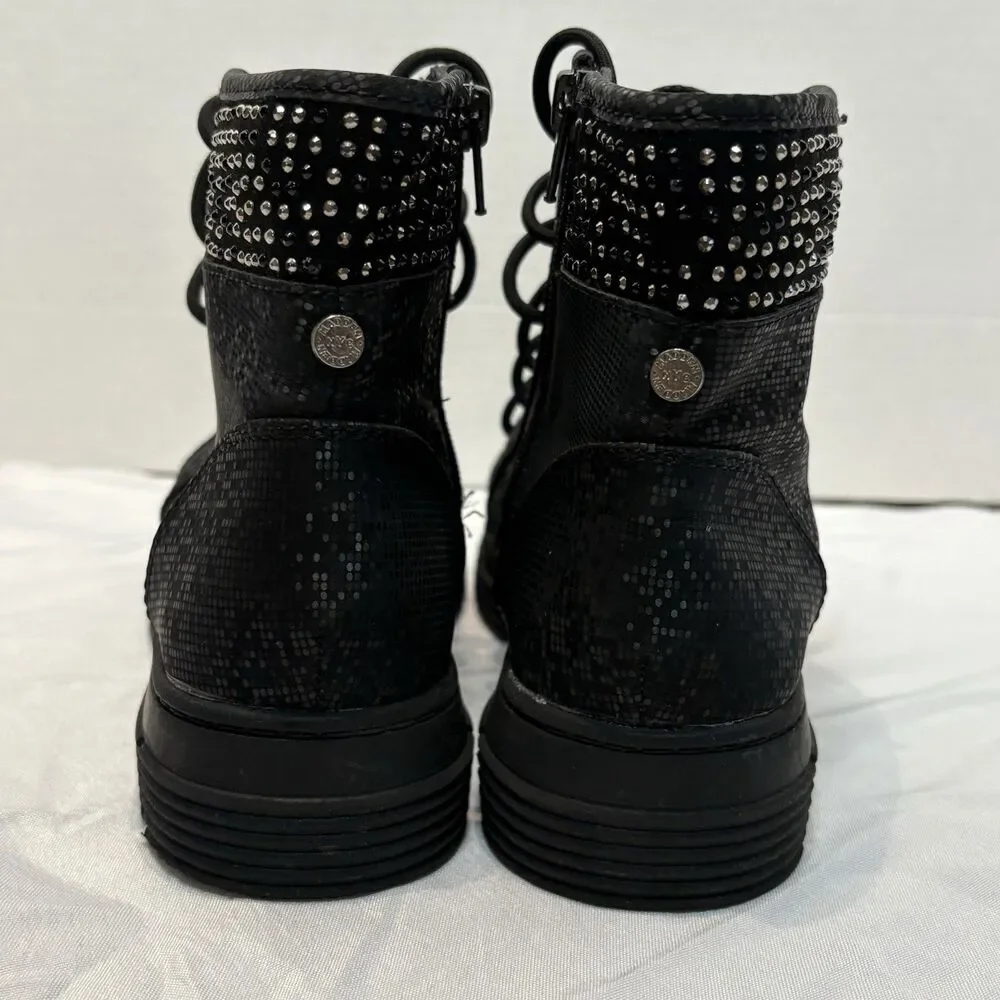 Madden NYC JGorgie Black Ankle Boots Size 4, Lace Up